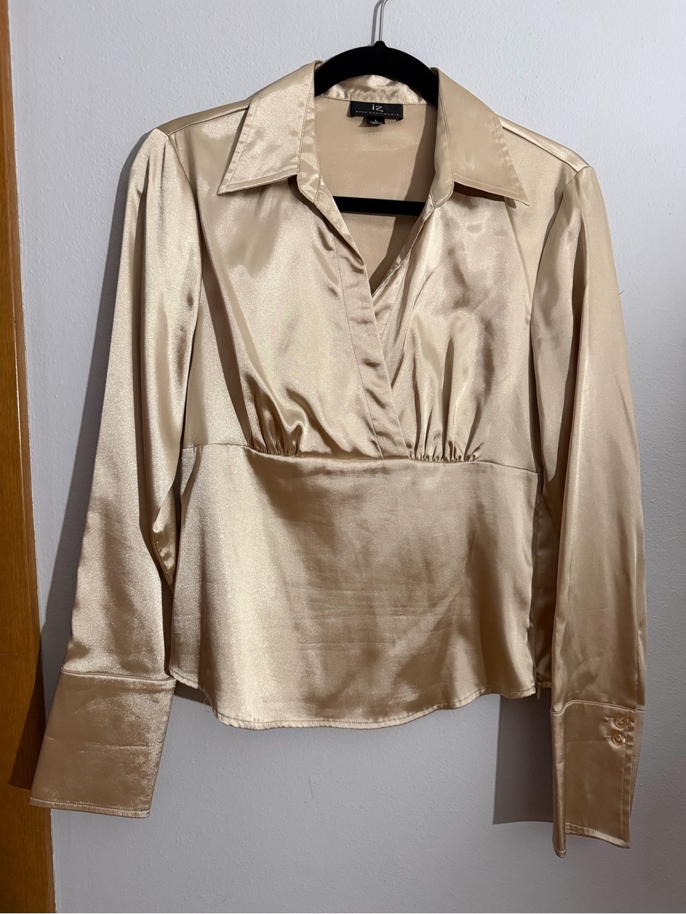 Iz Byer Shimmery Satin V-Neck Peplum Blouse in Light Gold